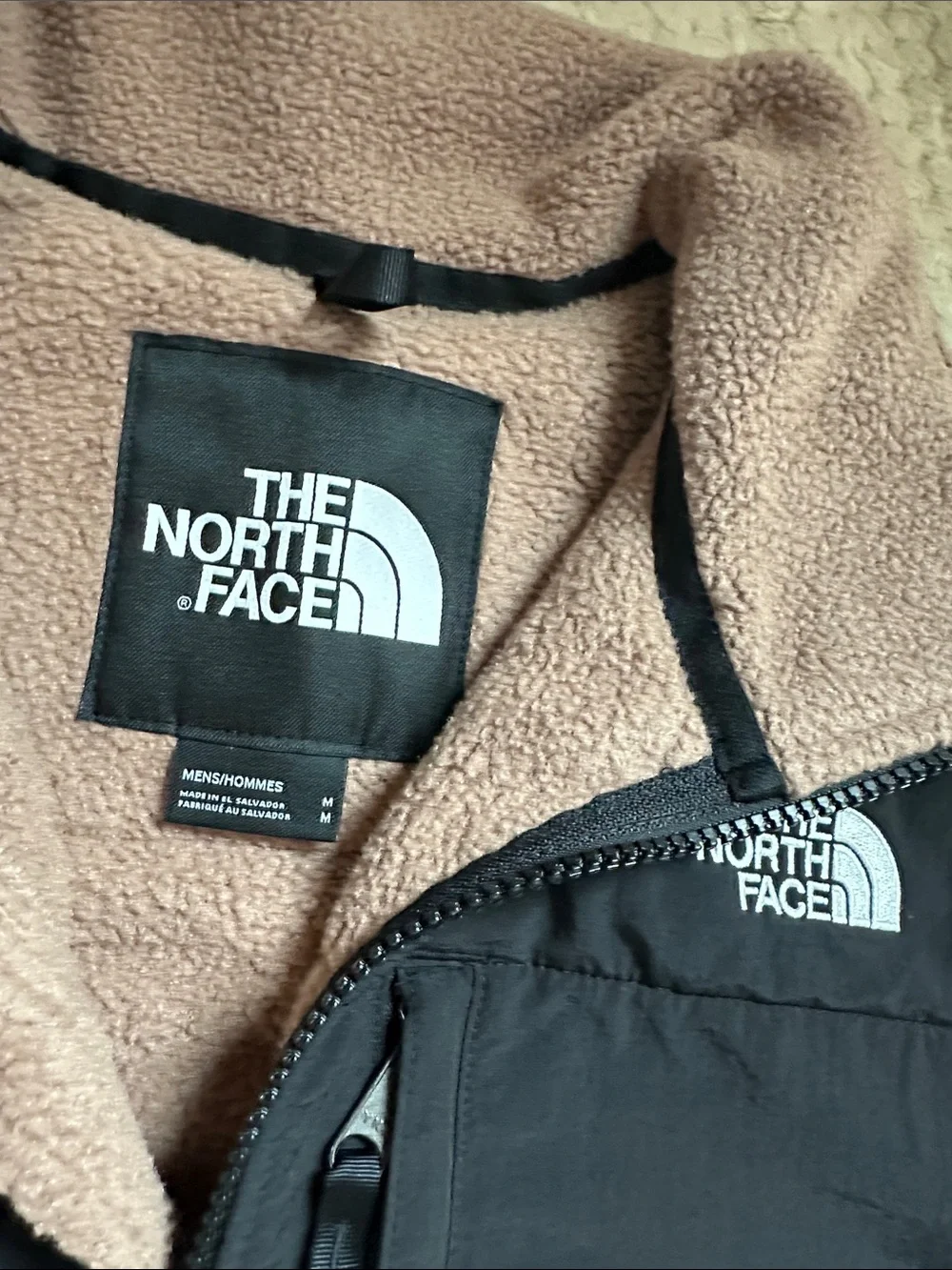 The North Face Men’s Retro Denali Jacket Size Medium